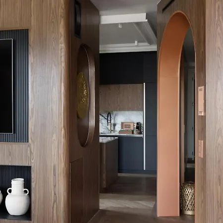 Tower Reflect Apartment Paris